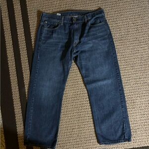 LEVIS JEANS 569 (36x30) MENS